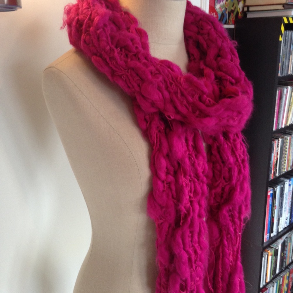 Hot Pink Magenta Hand-Knit Chunky Scarf